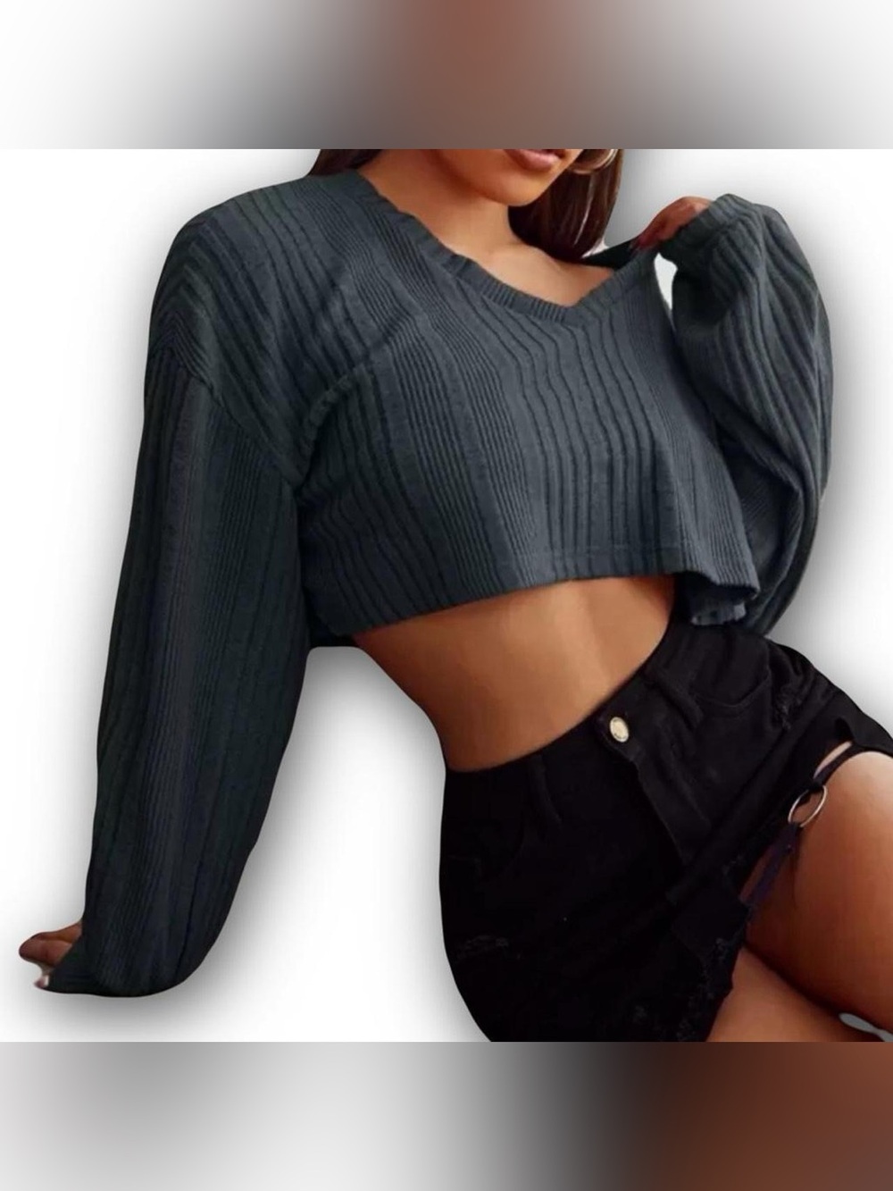 Cropped Ribbed V-Neck Long Sleeve Crop Top